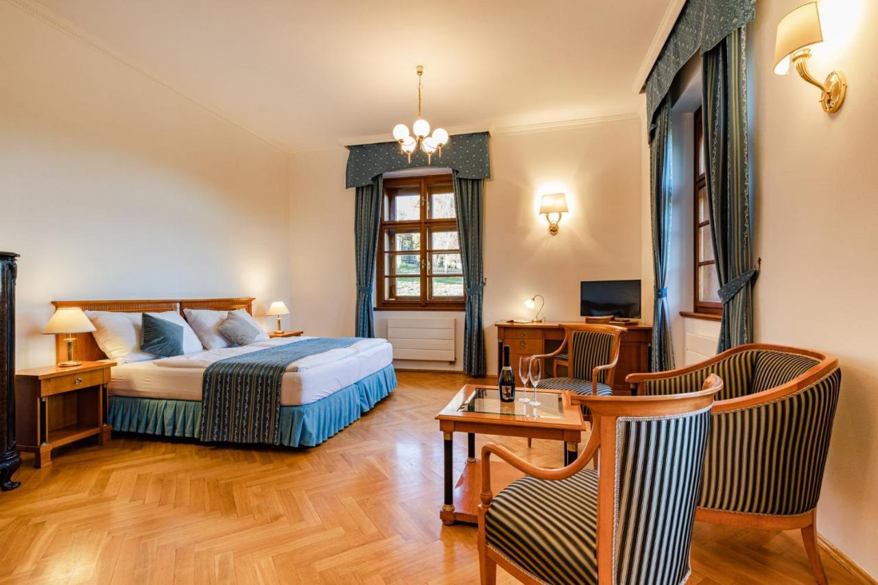 Wellness Hotel Zámeček Jetřichovice Kültér fotó