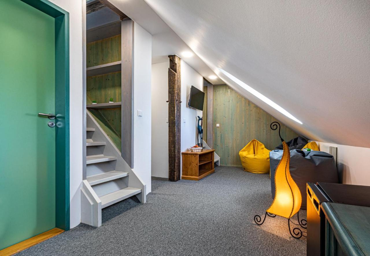Wellness Hotel Zámeček Jetřichovice Kültér fotó