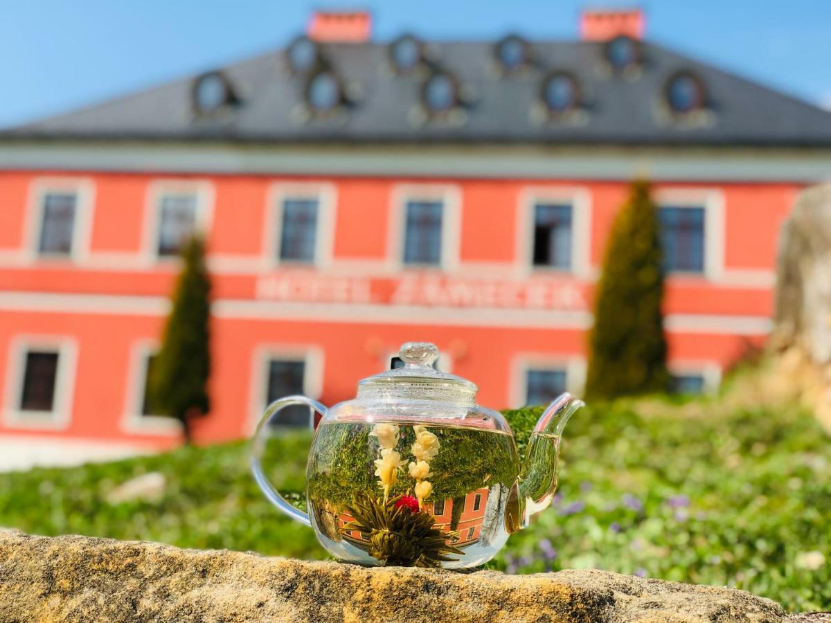 Wellness Hotel Zámeček Jetřichovice Kültér fotó